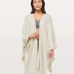 Lululemon Free To Coast Wrap Shawl Poncho OS